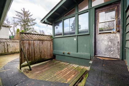 Backyard Photo of 46782 First Avenue, Chilliwack, BC