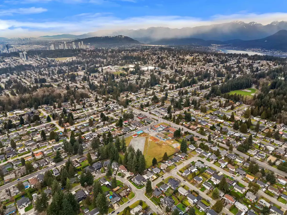 Pantry Photo of 530 Hillcrest Street, Coquitlam, BC