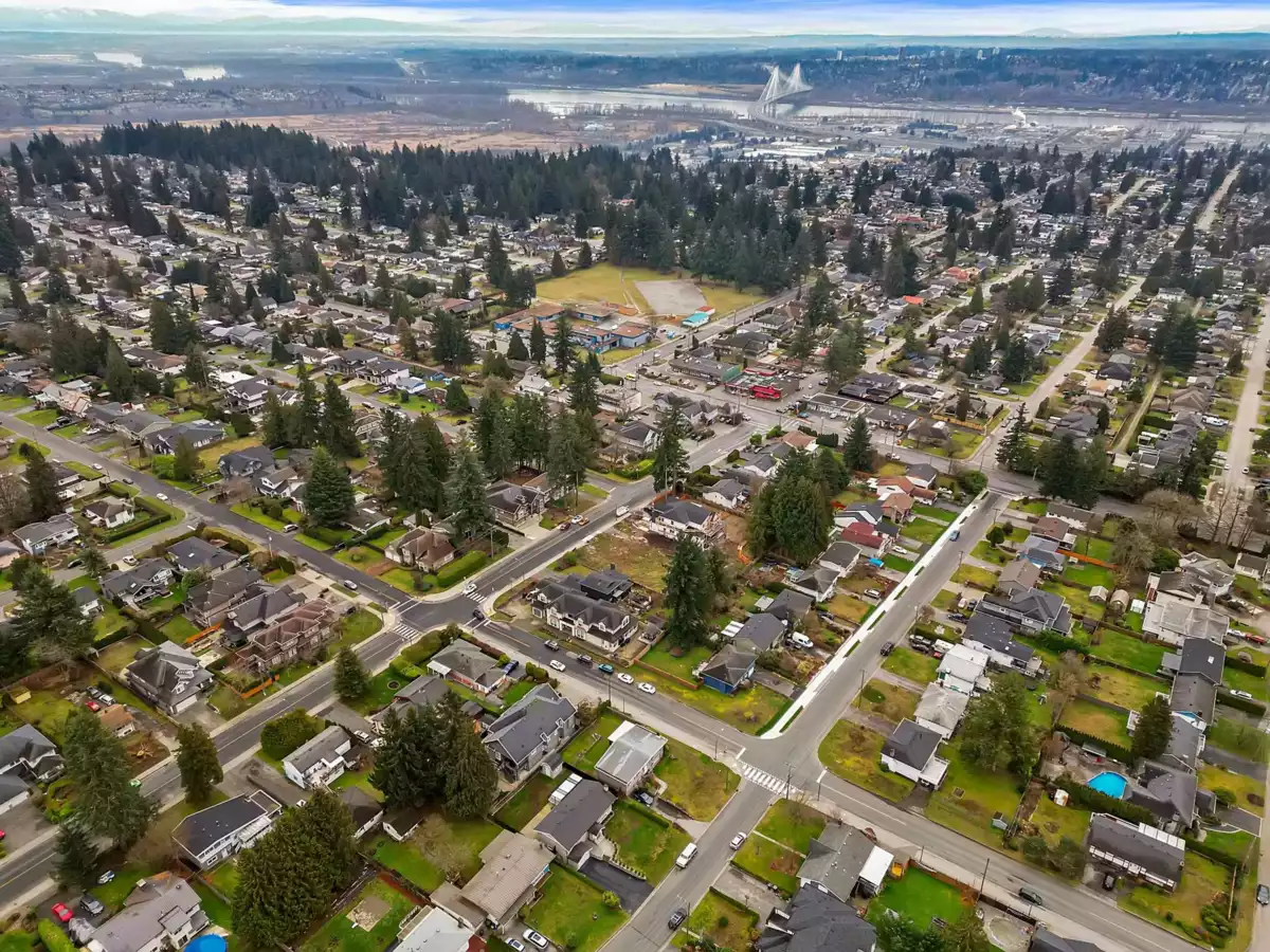 Powder Room Photo of 530 Hillcrest Street, Coquitlam, BC