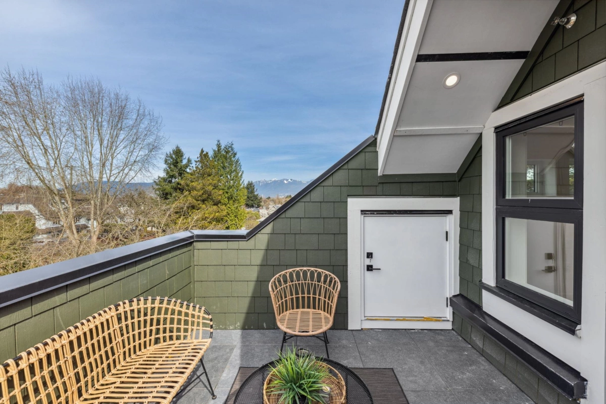Garage Interior Photo of 3381 Victoria Drive, Vancouver, BC