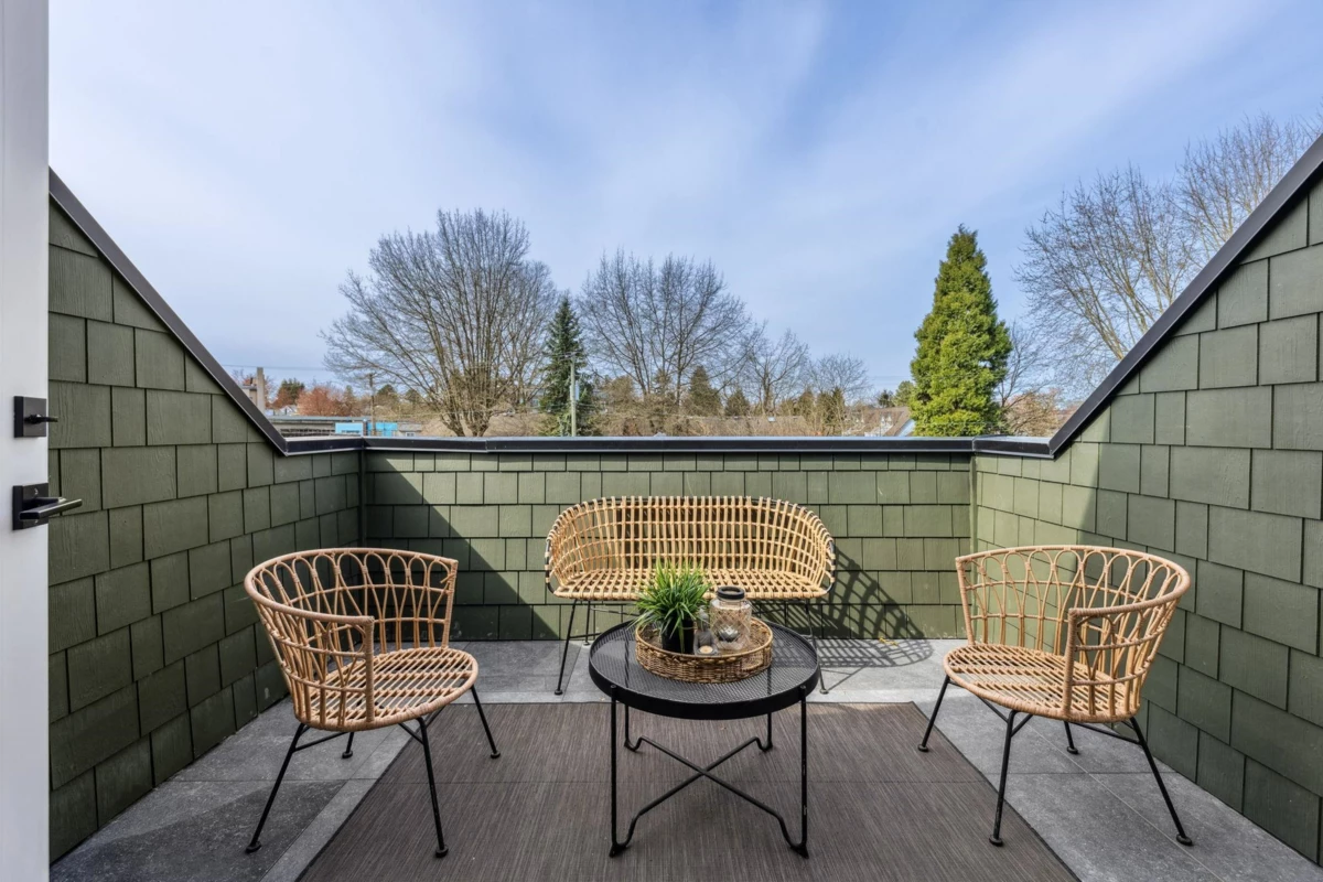 Staircase Photo of 3381 Victoria Drive, Vancouver, BC