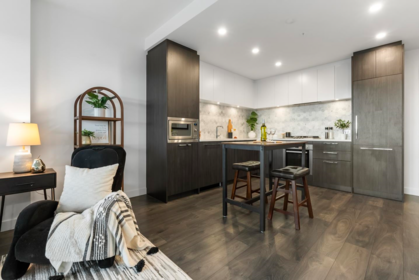 2504 2425 Alpha Avenue, Burnaby, BC, Burnaby — Apartment/Condo for sale