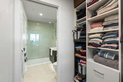 Guest Bathroom Photo of 2504 2425 Alpha Avenue, Burnaby, BC