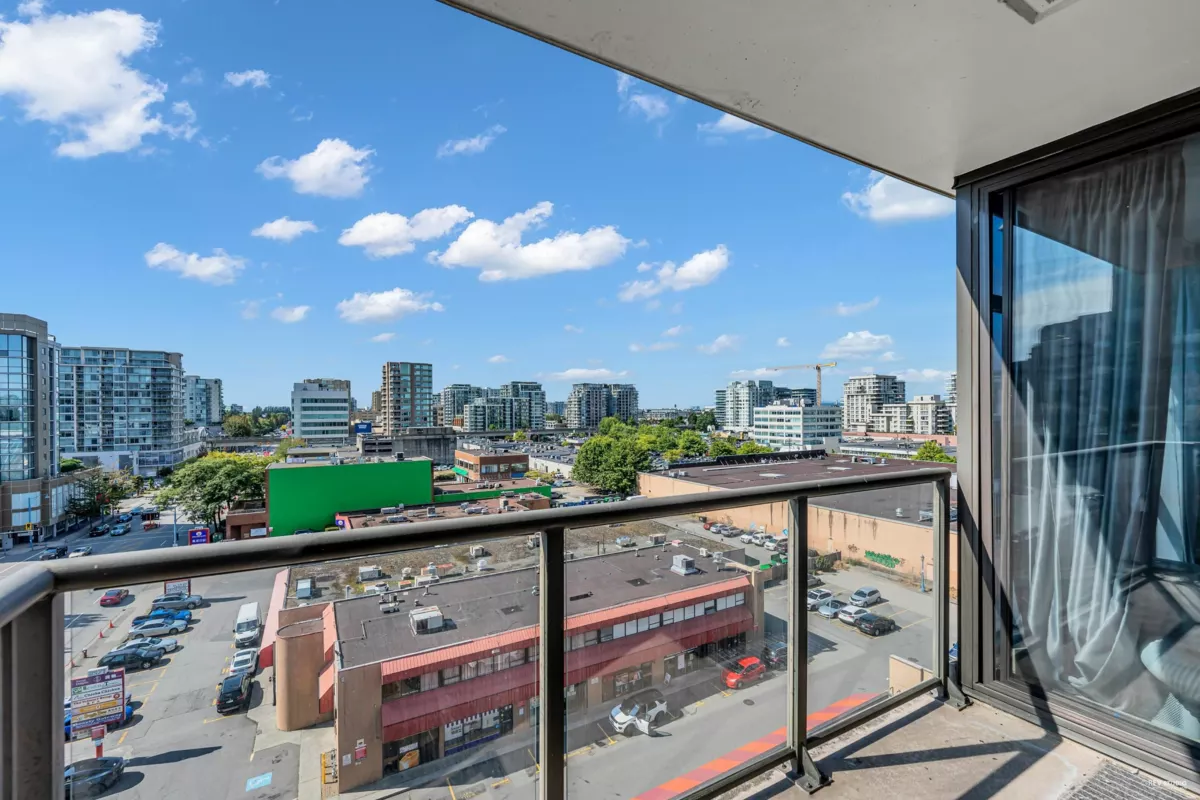 Bedroom 4 Photo of 902 5933 Cooney Road, Richmond, BC