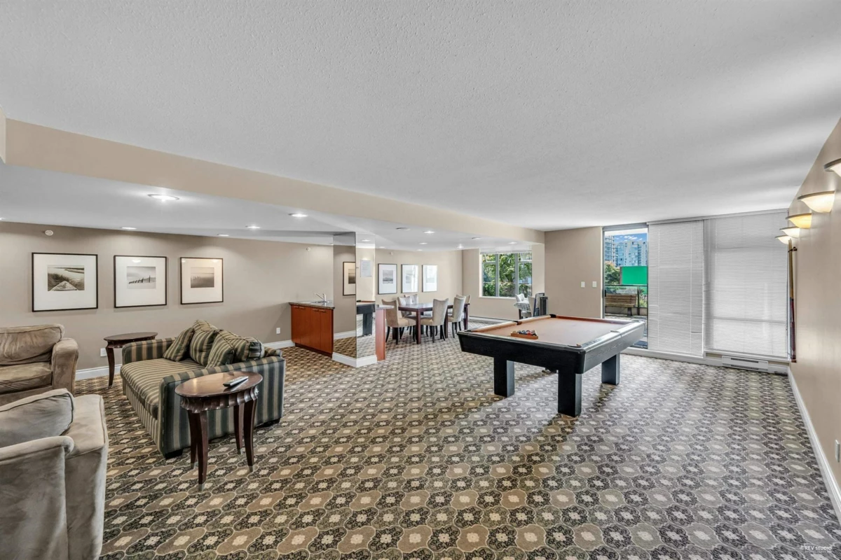 Guest Bathroom Photo of 902 5933 Cooney Road, Richmond, BC