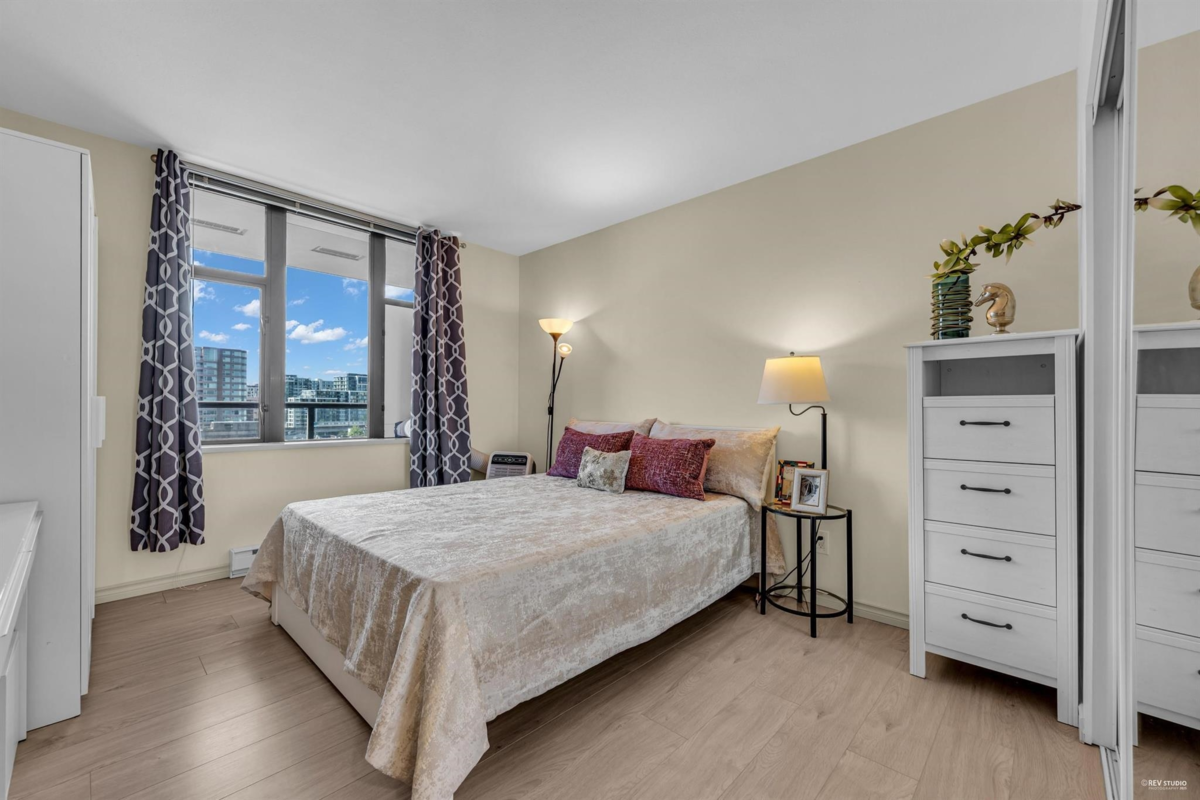 Primary Bedroom Photo of 902 5933 Cooney Road, Richmond, BC