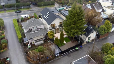4454 W 4th Avenue, Vancouver, BC