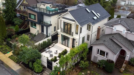 4454 W 4th Avenue, Vancouver, BC