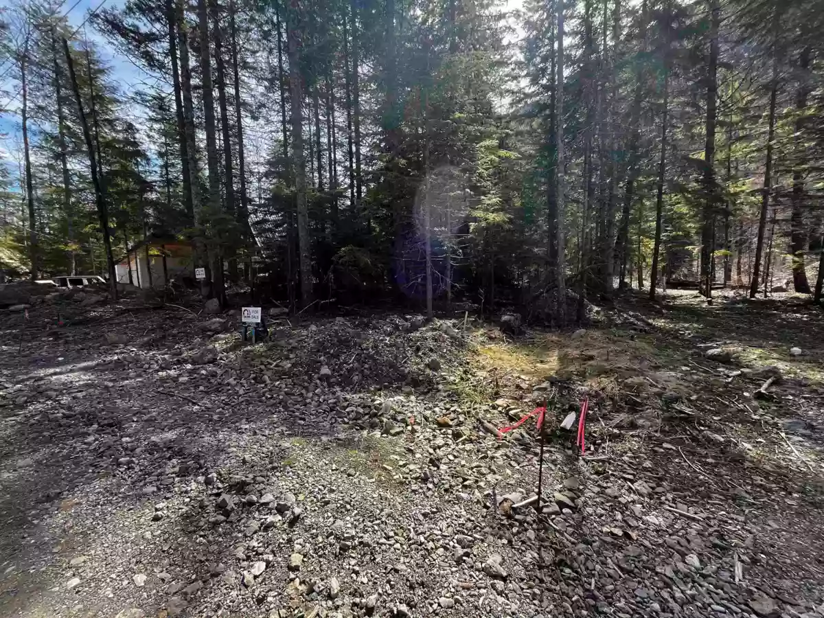 Dining Area Photo of SVE29 Old Hope Princeton Highway, Sunshine Valley, BC