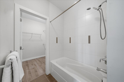 Mudroom Photo of 411 33898 Pine Street, Abbotsford, BC
