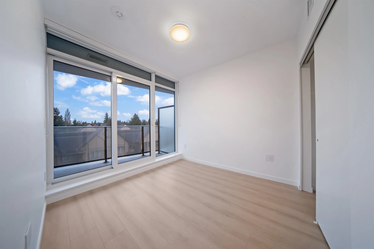 Laundry Room Photo of 603 10333 133 Street Street, Surrey, BC