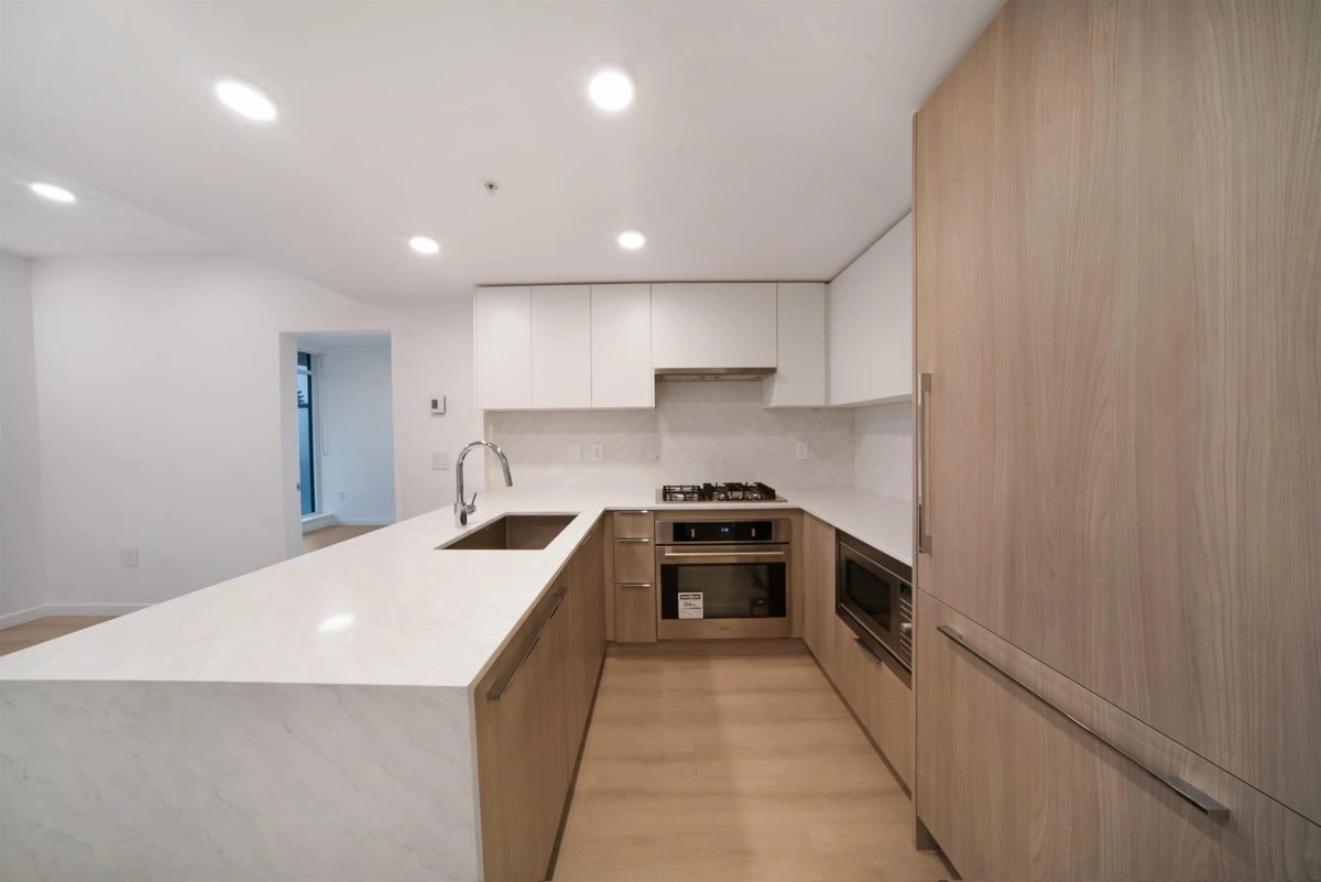 Powder Room Photo of 603 10333 133 Street Street, Surrey, BC