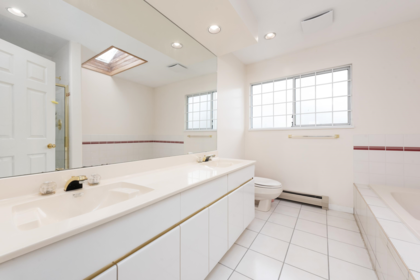 Mudroom Photo of 3606 Mckay Drive, Richmond, BC