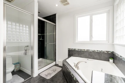 Mudroom Photo of 14867 76a Avenue, Surrey, BC