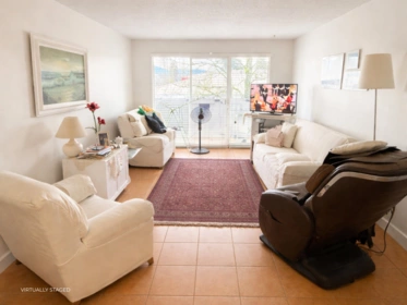 305 620 Eight Avenue, New Westminster, BC