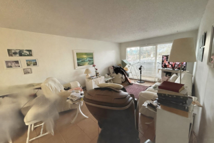 Walk-In Closet Photo of 305 620 Eight Avenue, New Westminster, BC