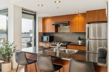 808 9180 Hemlock Drive, Richmond, BC, McLennan North — 2 bed apartment/condo for sale