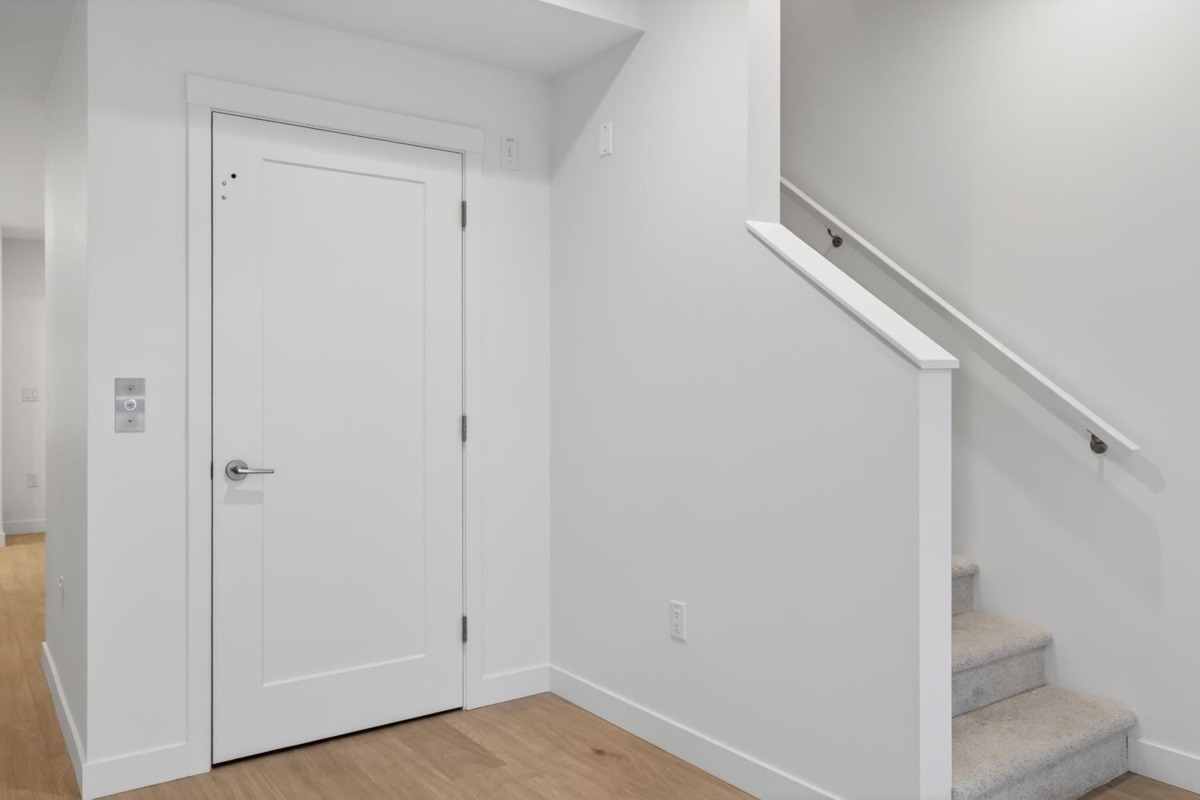 Walk-In Closet Photo of 11 10333 River Drive, Richmond, BC