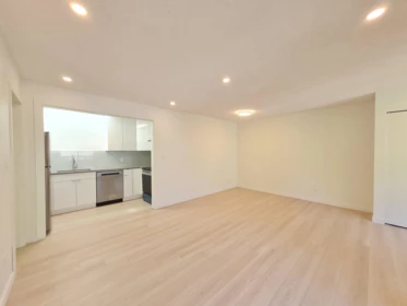 301 8645 Osler Street, Vancouver, BC