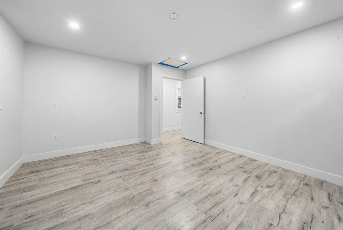 Staircase Photo of 12541 77a Avenue, Surrey, BC