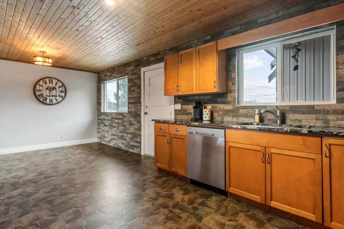 Living Room Photo of 45291 Haig Drive, Chilliwack, BC