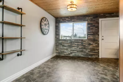 Kitchen Island Photo of 45291 Haig Drive, Chilliwack, BC
