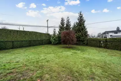 Outdoor Kitchen Photo of 45291 Haig Drive, Chilliwack, BC