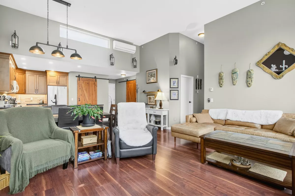 Guest Bathroom Photo of 505 11605 227 Street, Maple Ridge, BC