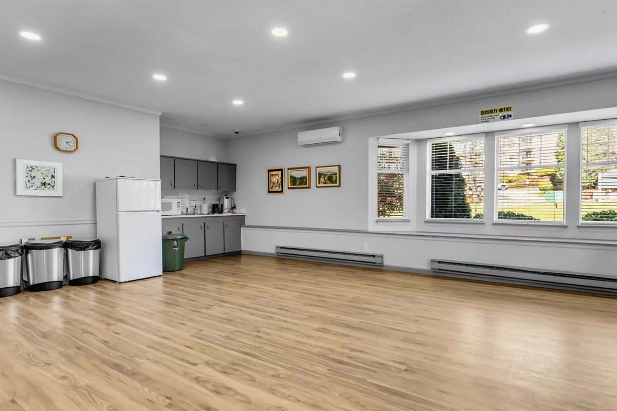 Swimming Pool Photo of 505 11605 227 Street, Maple Ridge, BC