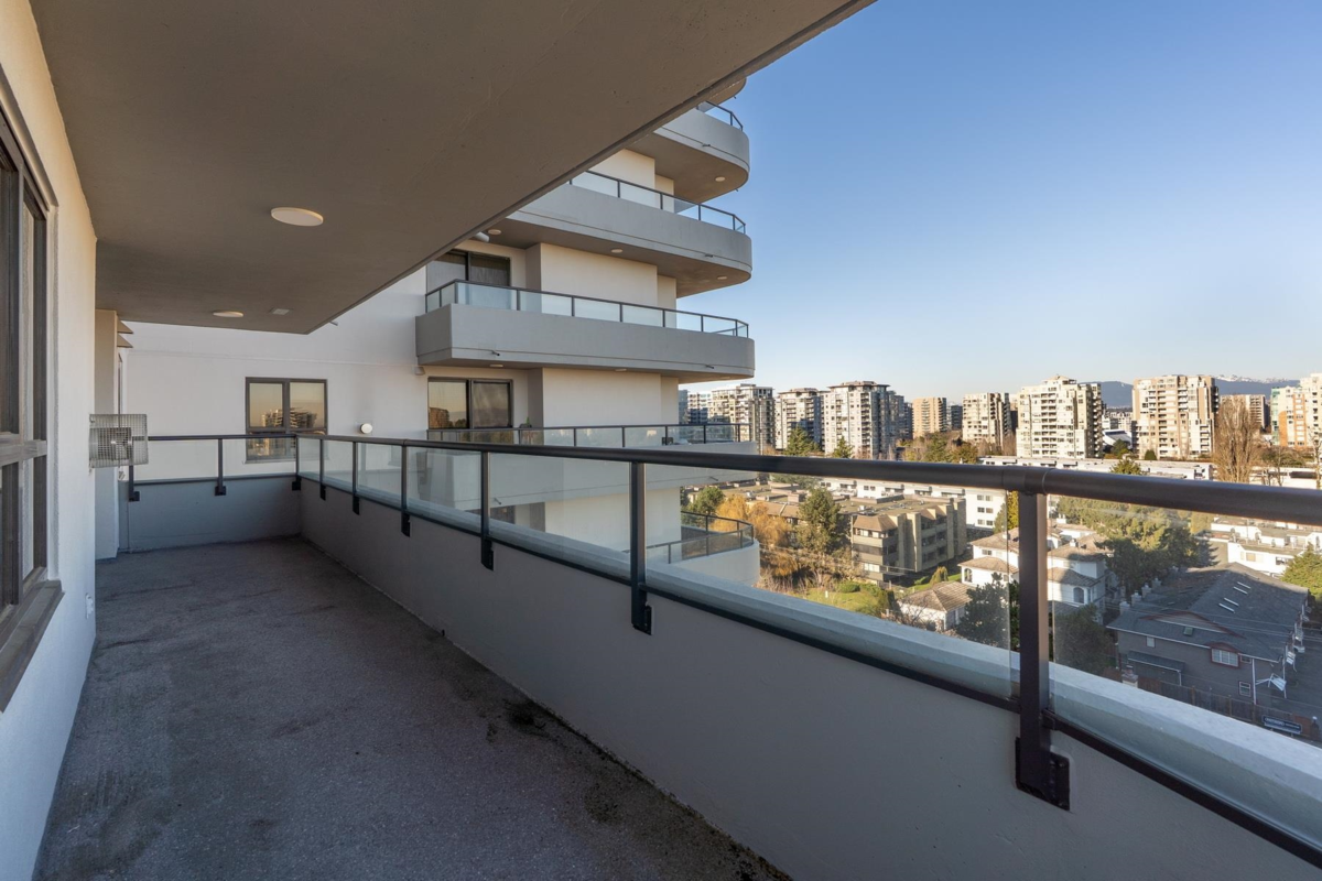 Bedroom 4 Photo of 1106 6611 Cooney Road, Richmond, BC