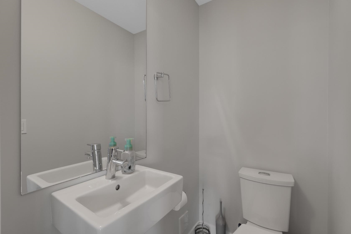 Bedroom 3 Photo of 17 8050 204 Street, Langley, BC