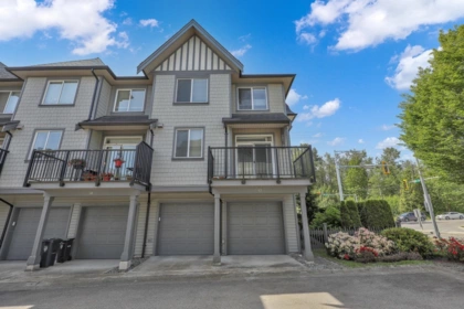 17 8050 204 Street, Langley, BC, Langley — Townhouse for sale