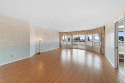 Office / Den Photo of 13395 14 Avenue, Surrey, BC
