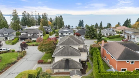 Outdoor Kitchen Photo of 13395 14 Avenue, Surrey, BC