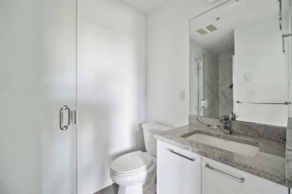 Primary Bathroom Photo of 20686 Eastleigh Crescent, Langley, BC