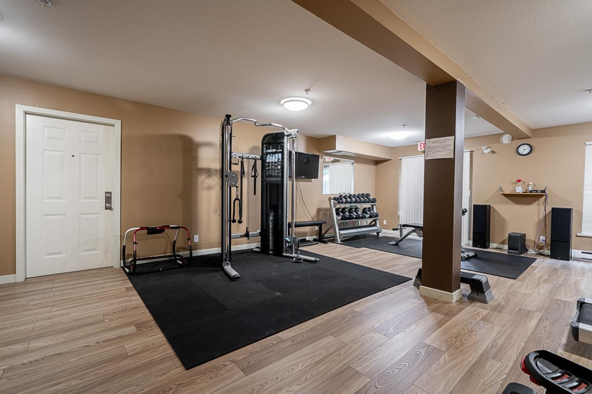 Entry Foyer Photo of 306 12083 92a Avenue, Surrey, BC