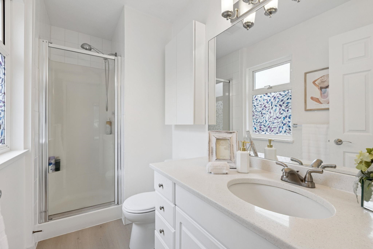 Basement Recreation Room Photo of 3638 Maginnis Avenue, North Vancouver, BC