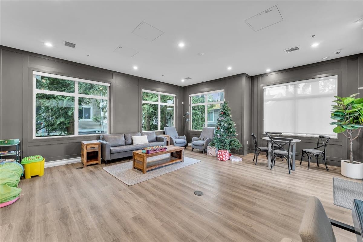 Mudroom Photo of 35 9718 161a Street, Surrey, BC
