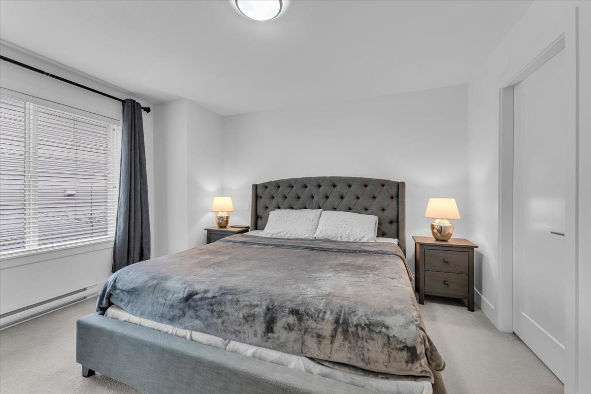 Office / Den Photo of 35 9718 161a Street, Surrey, BC