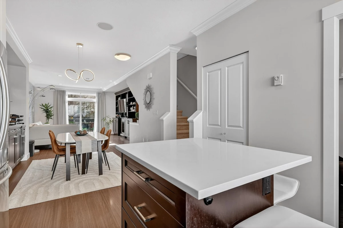 Breakfast Nook Photo of 20 3039 156 Street, Surrey, BC