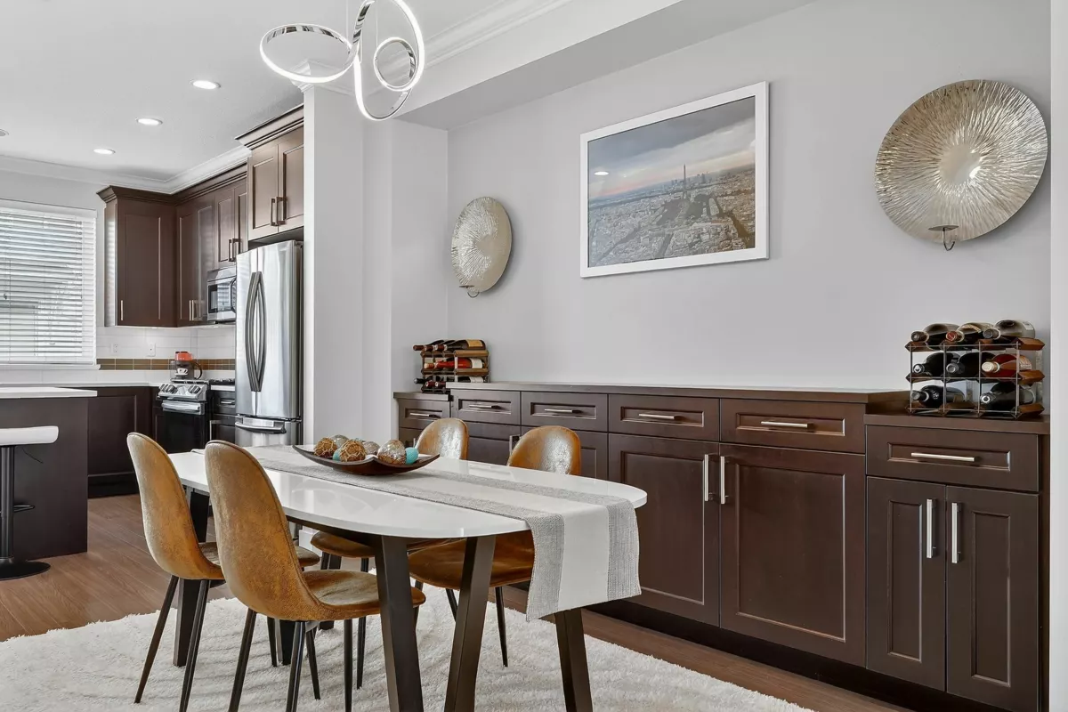 Kitchen Island Photo of 20 3039 156 Street, Surrey, BC