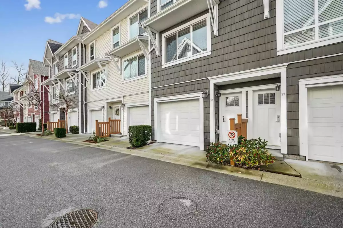 Outdoor Kitchen Photo of 20 3039 156 Street, Surrey, BC