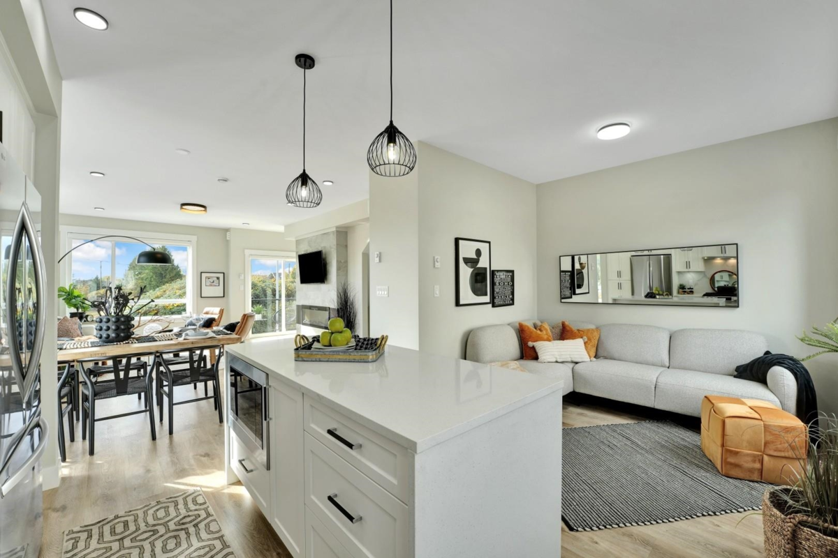 Family Room Photo of 22 17155 79a Avenue, Surrey, BC