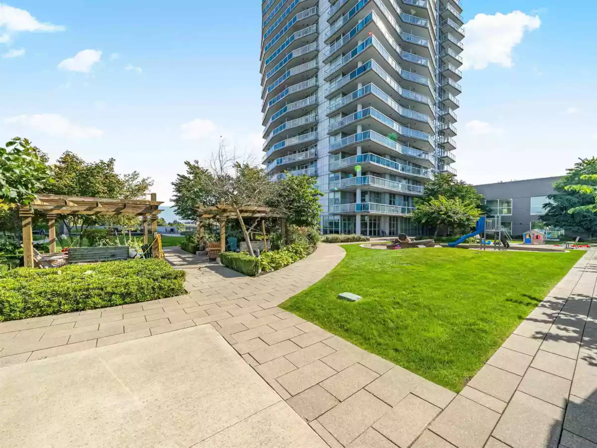 Garden / Landscaping Photo of 3109 11967 80 Avenue, Delta, BC