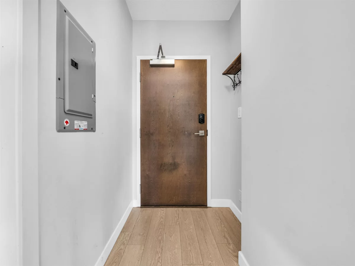 Living Room Photo of 3109 11967 80 Avenue, Delta, BC