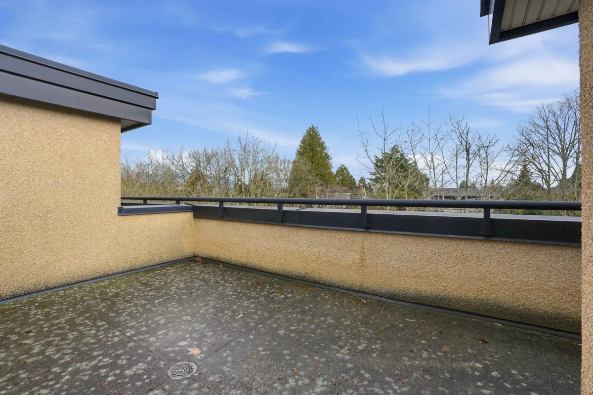 Basement Recreation Room Photo of 3 1863 Wesbrook Mall, Vancouver, BC