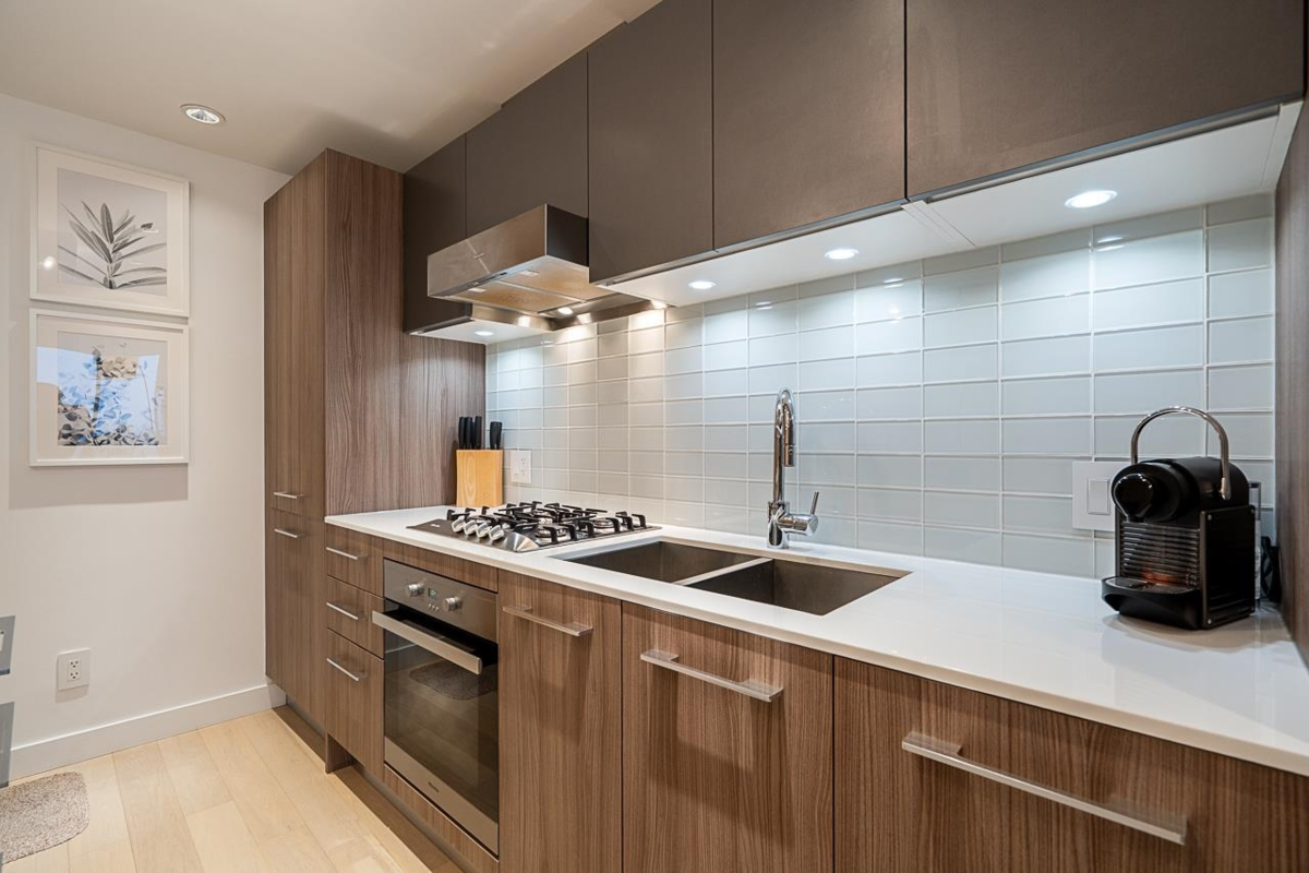 Family Room Photo of 1106 4638 Gladstone Street, Vancouver, BC