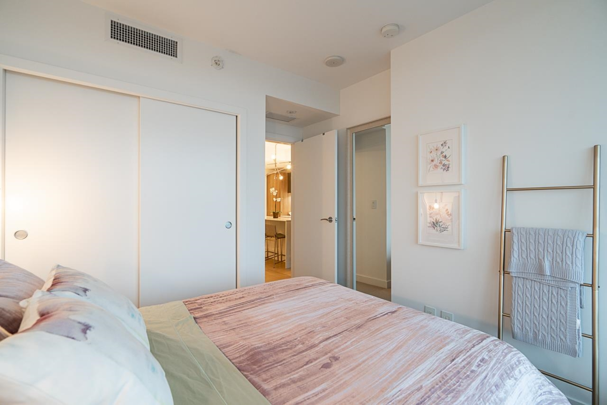 Hallway Photo of 1106 4638 Gladstone Street, Vancouver, BC