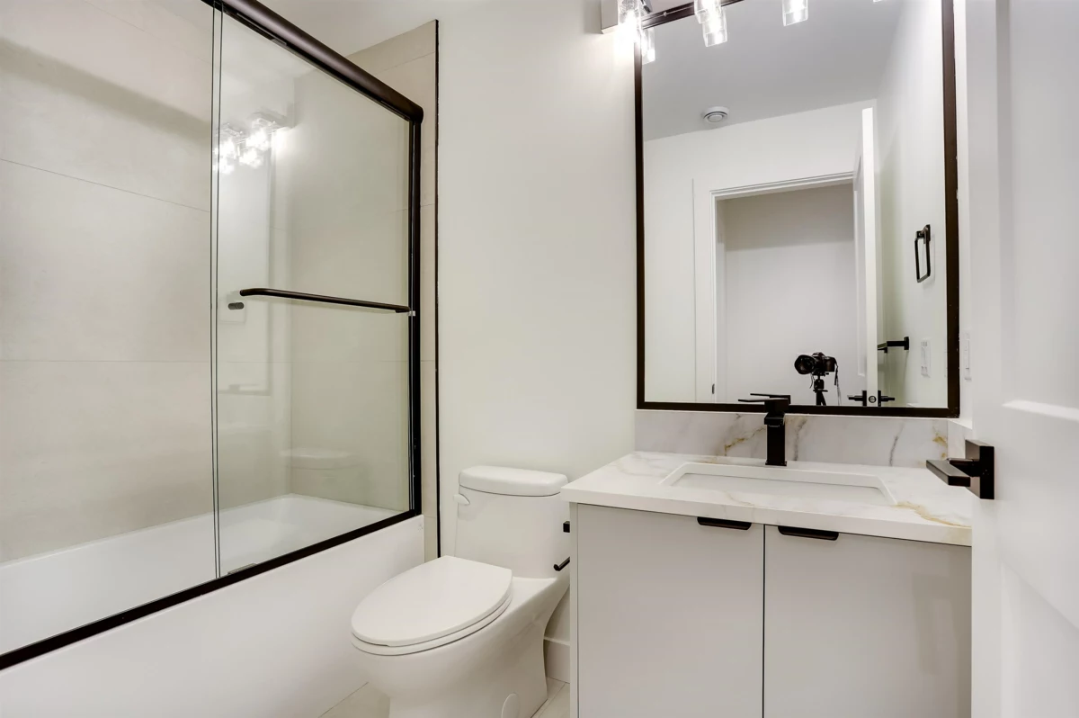 Front Yard Photo of 3 20537 75a Avenue, Langley, BC