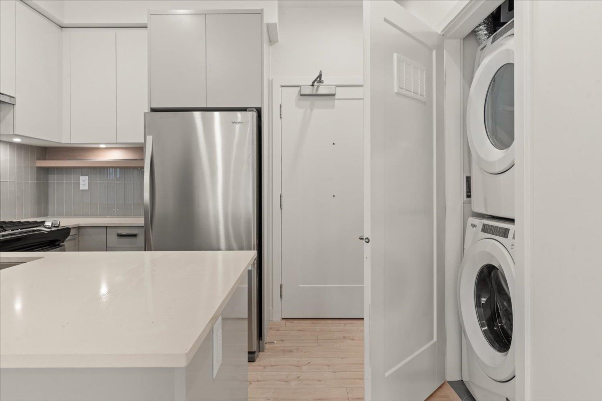 Basement Recreation Room Photo of 117 13777 75a Avenue, Surrey, BC